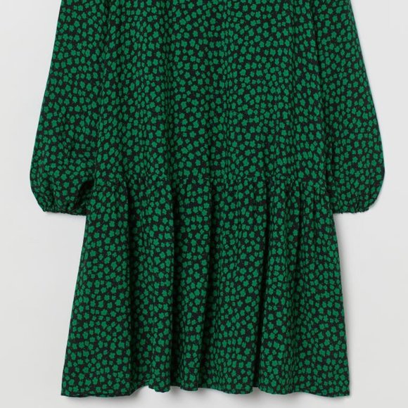 *NWT* Crêped Dress - Picture 4 of 4